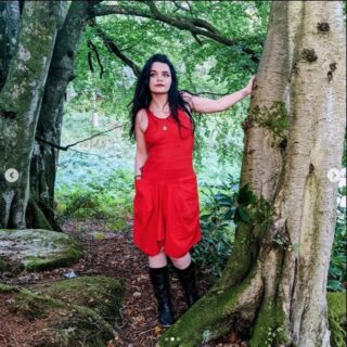 THANK YOU @laurenjennifermusic You are STUNNlNG in RED ❤️❤️❤️
www.earth-rise.co.uk
#earthriselocal
#reddress #ceremonydress #redtentdress #redtent #ceremony #menarchedress #realmodels #earthrise #earthriseclothing 
#cottagecore
#fairycore #ethicalclothing #dress #lacebackdress #celtic #supportsmallbiz #naturalfibres #ethicalfashion #slowfashion #earthgod #natural #ethicallymade #sustainability #sustainablefashion #organic #transitioning